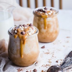 Roasted almond ice-cream